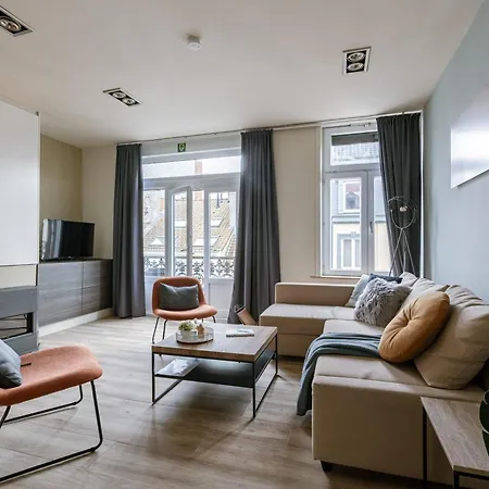 Charming And Comfort Town Mansion Appartement *