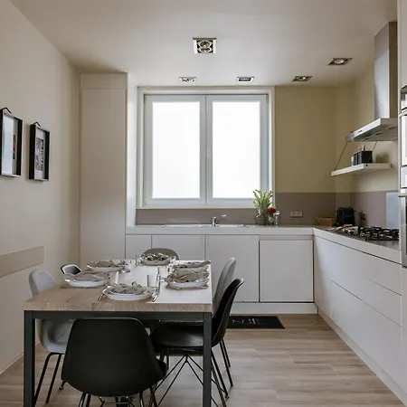 Charming And Comfort Town Mansion Ostende